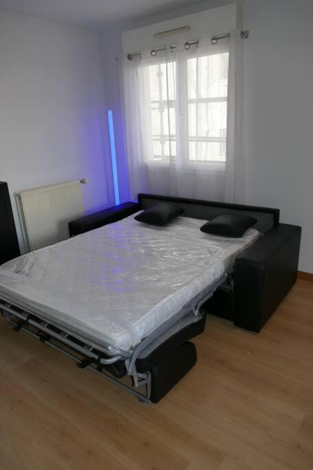 Disneyland Paris 70M² Face Parc, Place Ariane Serris Esterno foto
